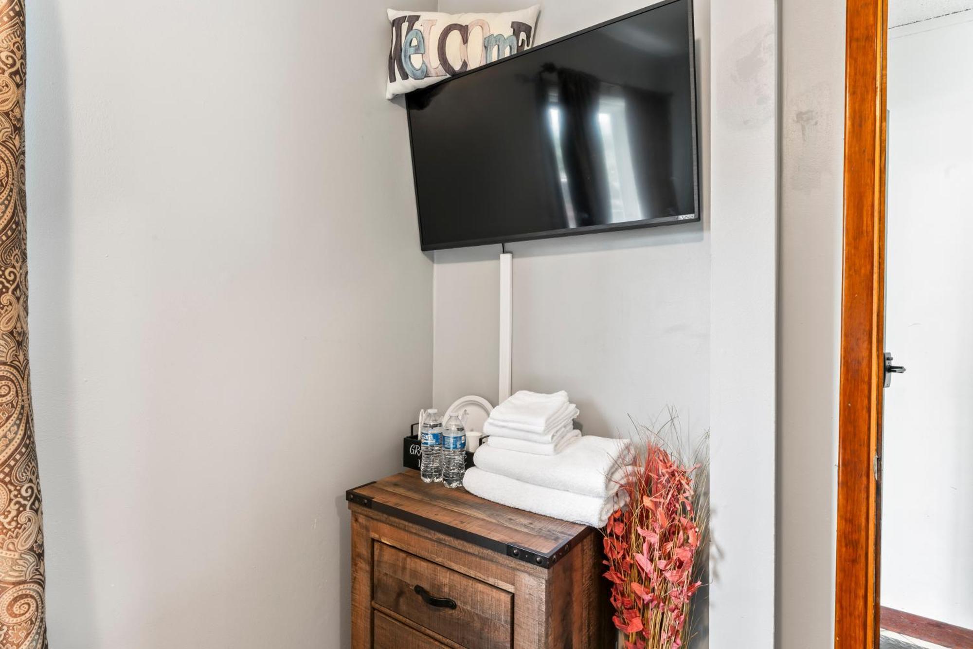 فندق Compact But Cozy Too أنكوراج المظهر الخارجي الصورة